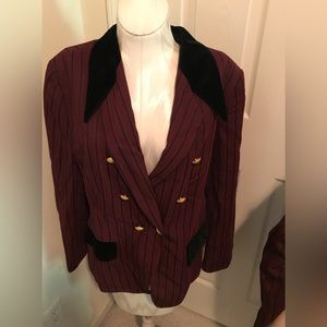 Mondi vintage Womens jacket size 44 berry/black